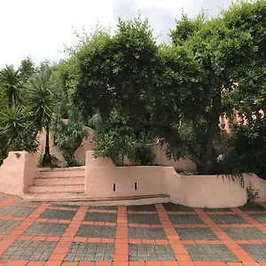89 Le Grand Pin , Sainte-Maxime France