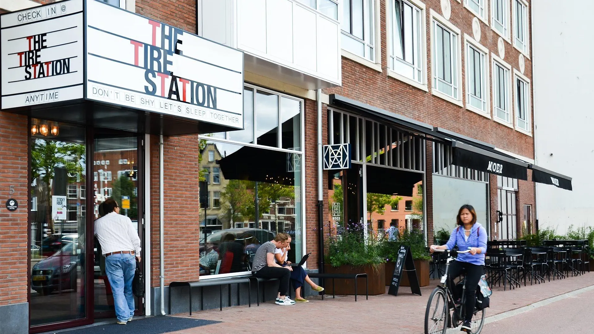 Conscious Hotel The Tire Station Амстердам
